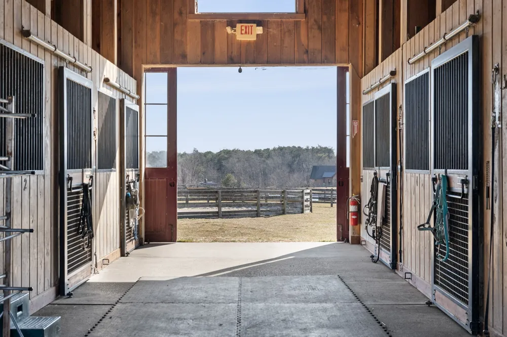 722 Hemlock Ln Spencer, TN 38585