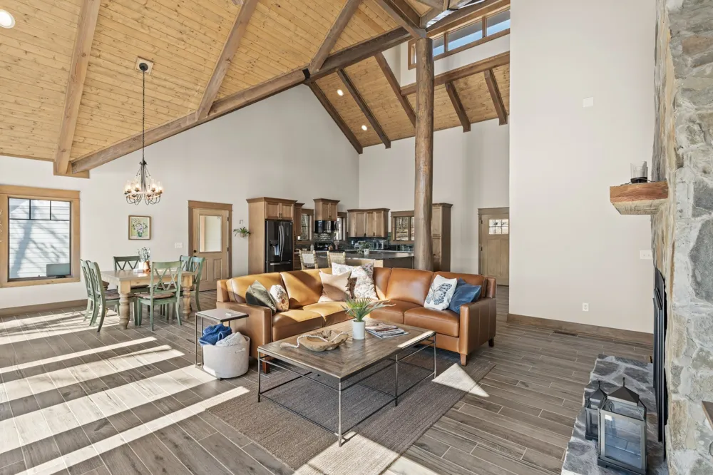 722 Hemlock Ln Spencer, TN 38585