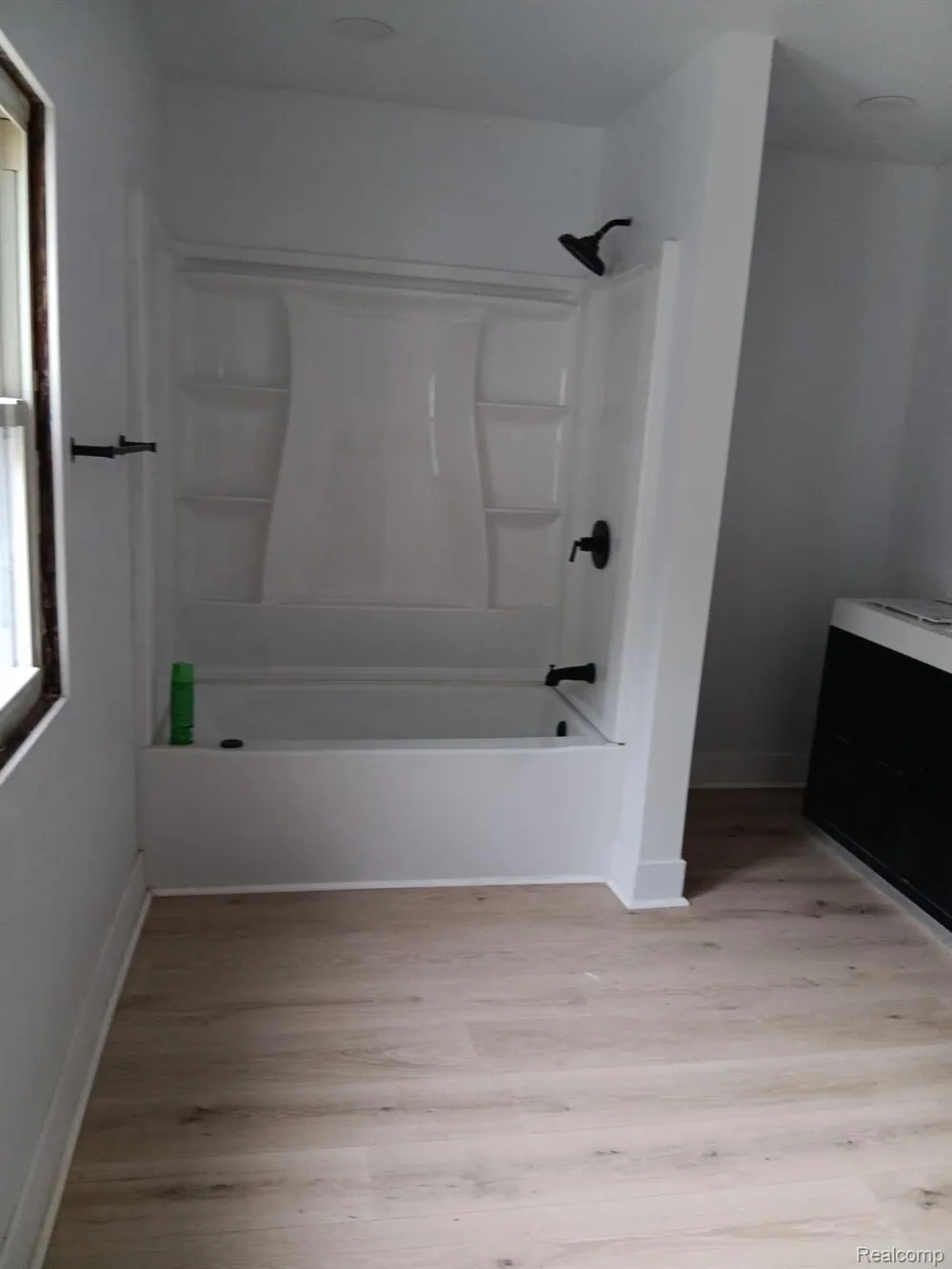 414 S Oakley Street Saginaw City, MI 48602