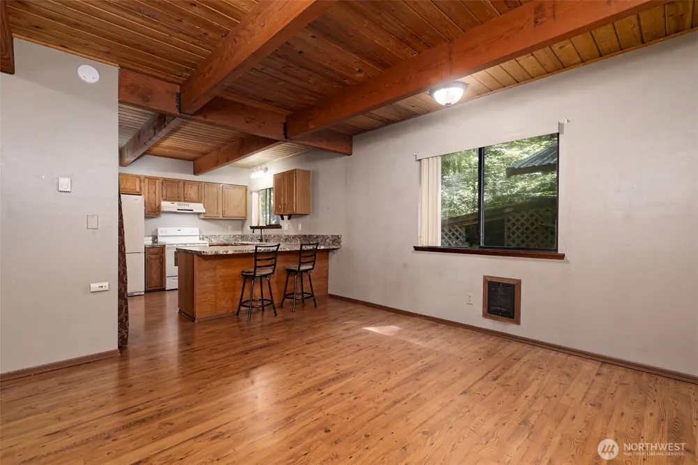 830 Lake Cushman Road Hoodsport, WA 98548