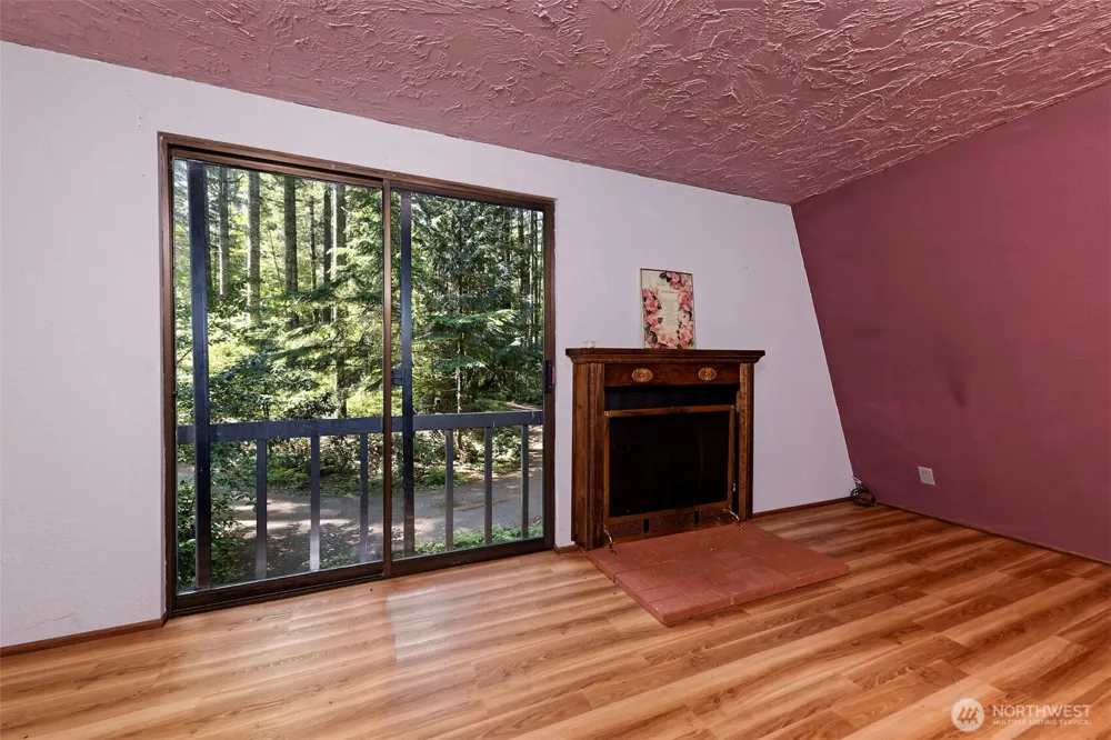 830 Lake Cushman Road Hoodsport, WA 98548