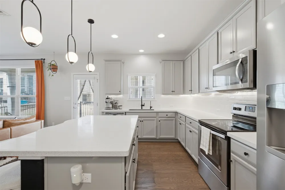 2105 Town Centre Drive #40 Round Rock, TX 78664