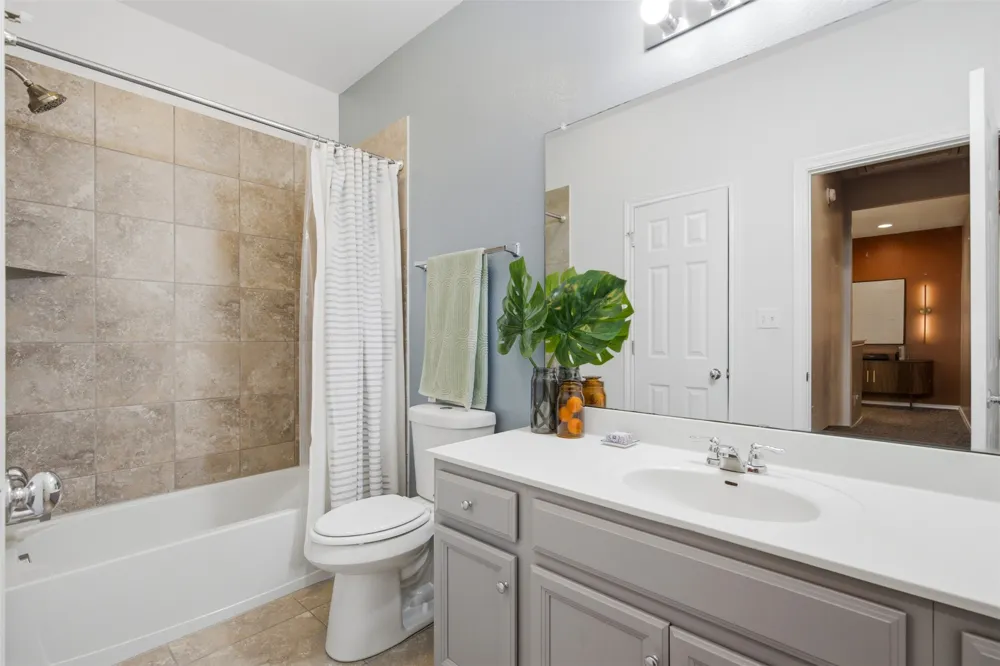 2105 Town Centre Drive #40 Round Rock, TX 78664