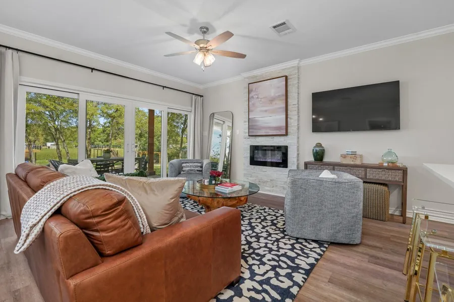 219 Ben Lacy Drive Gun Barrel City, TX 75156