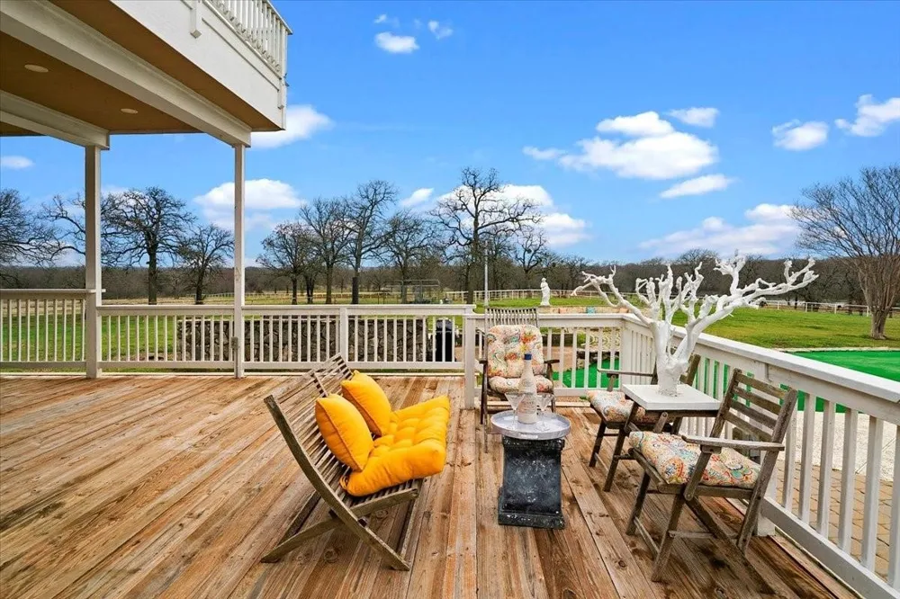 10827 Saint John Road Pilot Point, TX 76258