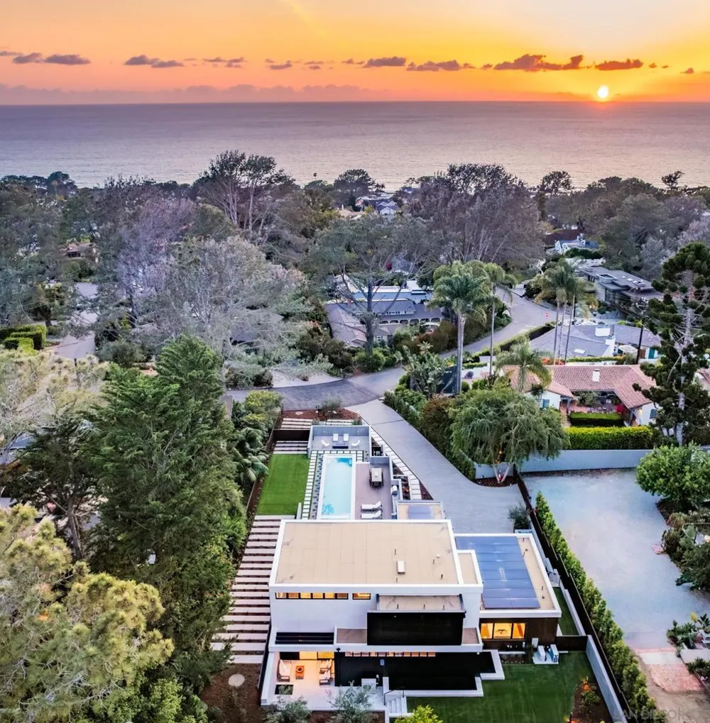1411 Via Alta Del Mar, CA 92014