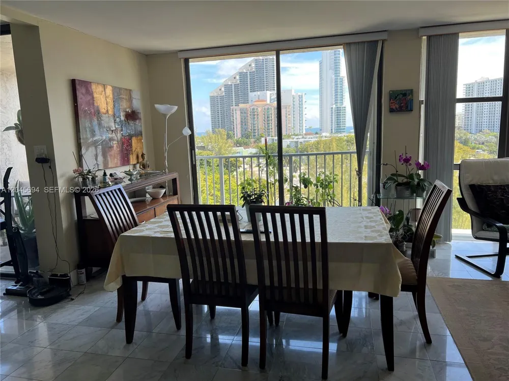 17600 Bay Rd #N902 Sunny Isles Beach, FL 33160