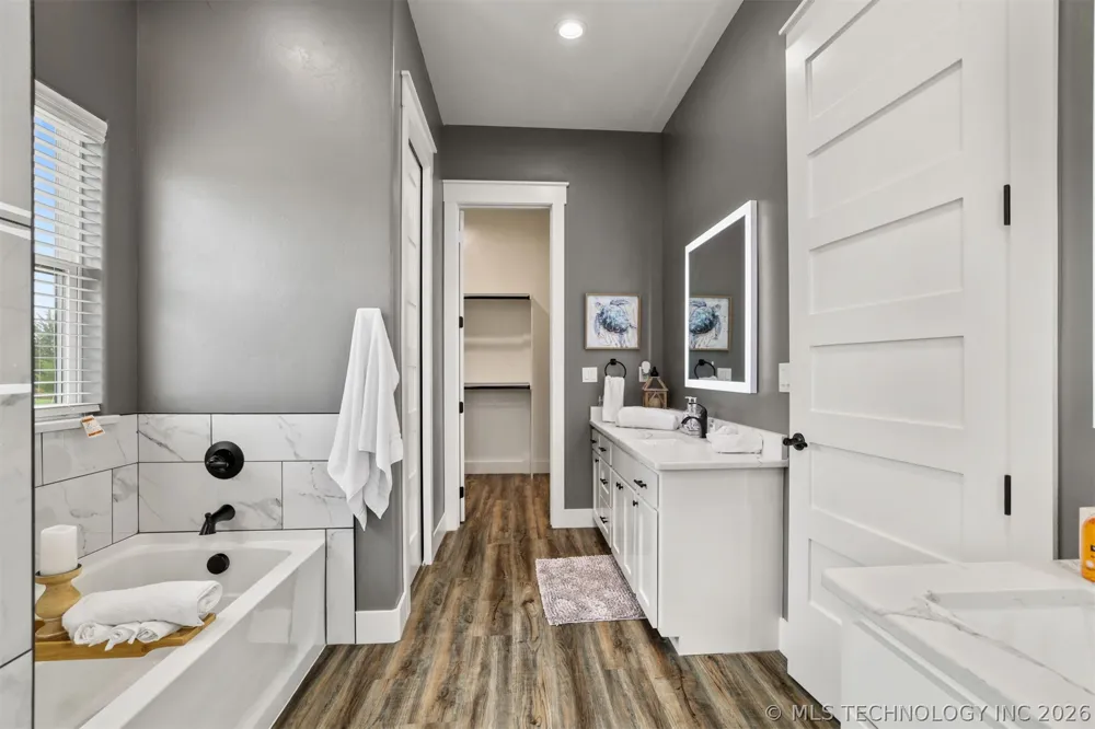 198 Texoma Drive Mead, OK 73449