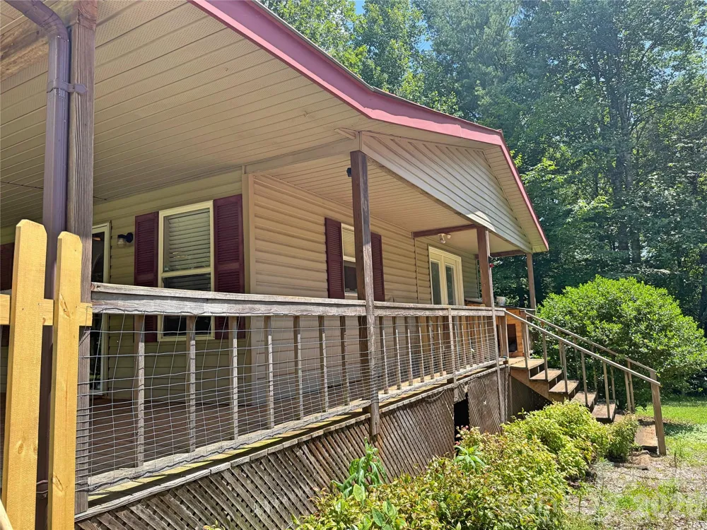 173 Croom Hollow Drive Nebo, NC 28761