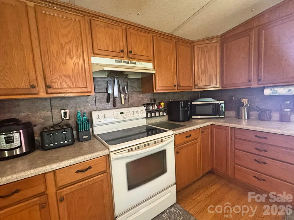 173 Croom Hollow Drive Nebo, NC 28761