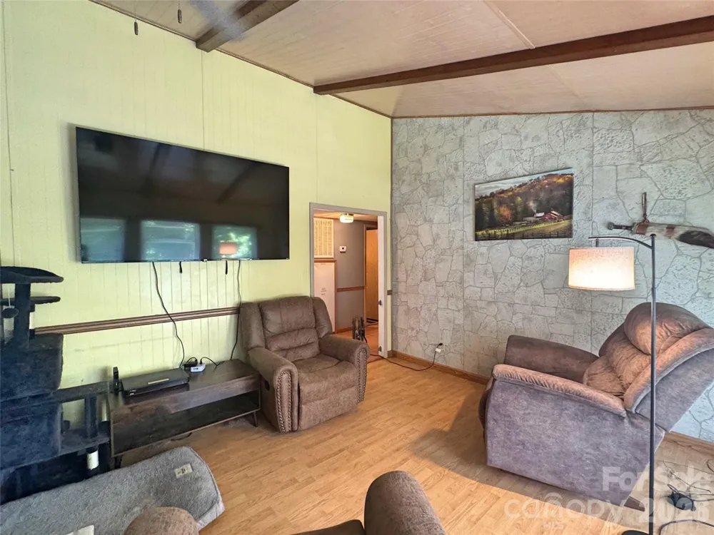 173 Croom Hollow Drive Nebo, NC 28761