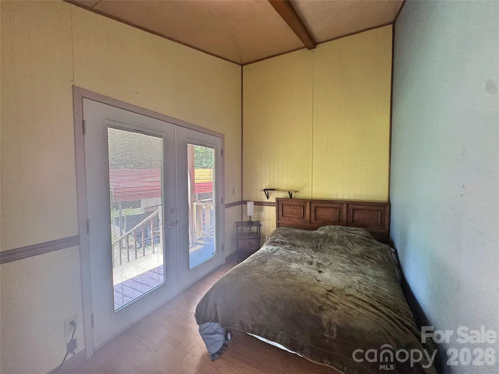 173 Croom Hollow Drive Nebo, NC 28761
