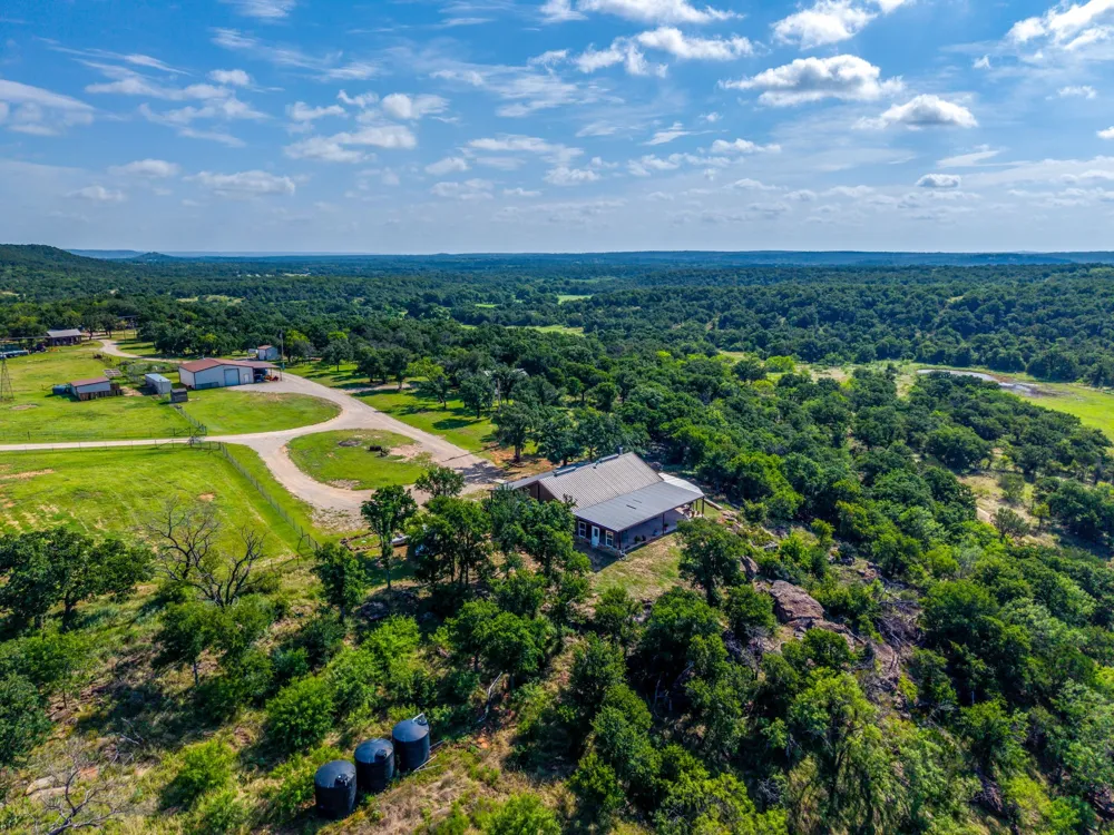 10413 County Road 136 Gordon, TX 76453