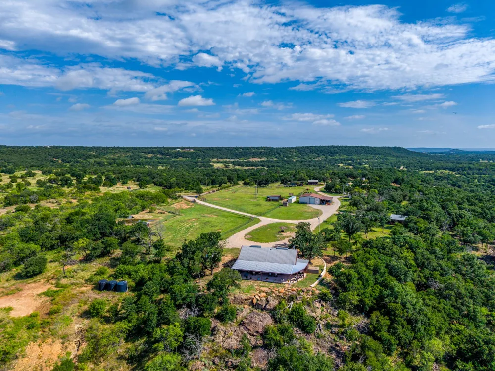 10413 County Road 136 Gordon, TX 76453