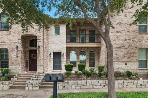5566 Grosseto Drive