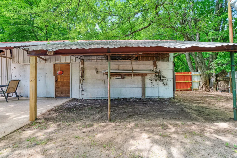 947 SE 6th Street Paris, TX 75460