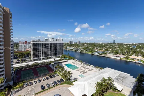1965 S Ocean Dr #14C