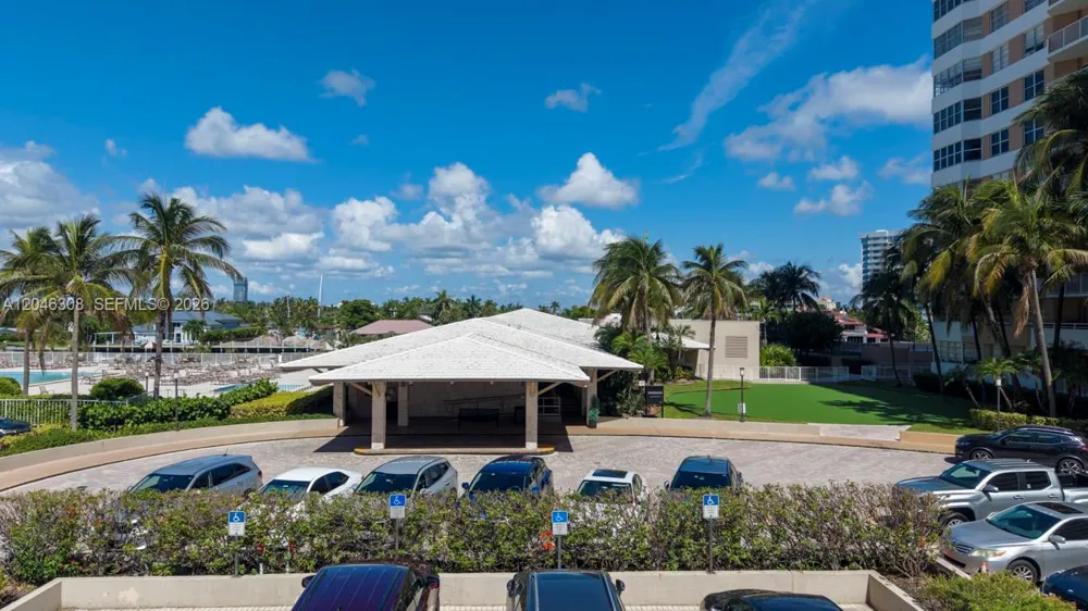 1965 S Ocean Dr #14C Hallandale Beach, FL 33009