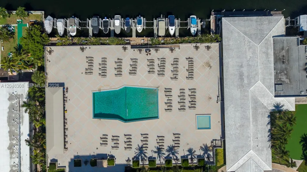1965 S Ocean Dr #14C Hallandale Beach, FL 33009