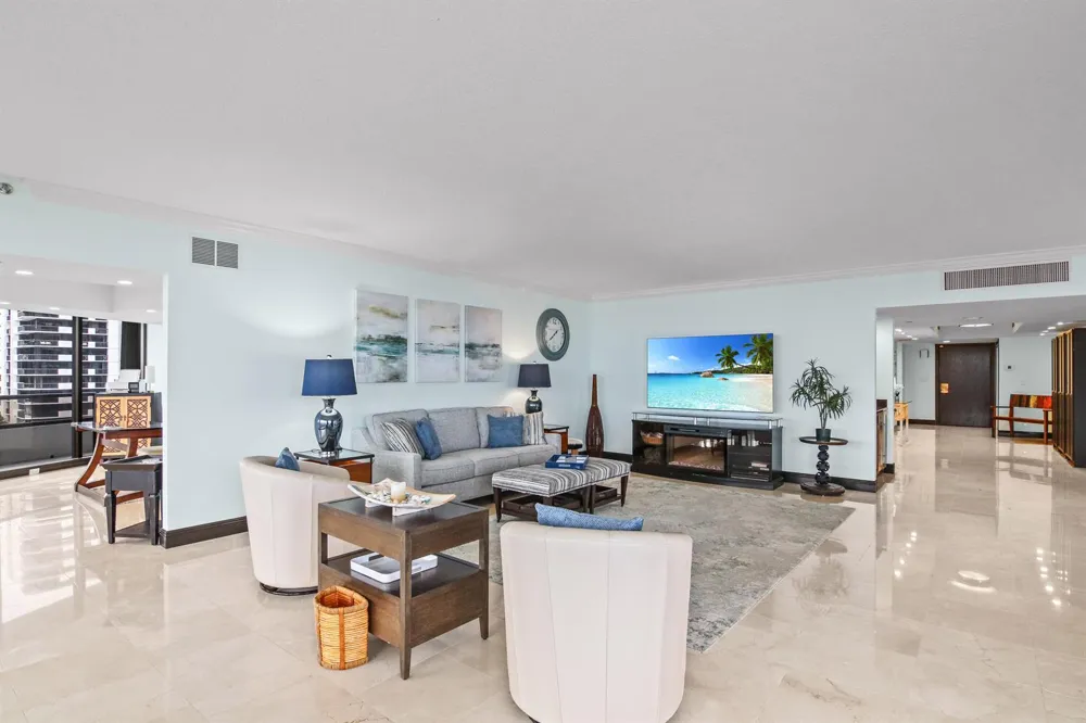 100 Lakeshore Drive #458 North Palm Beach, FL 33408