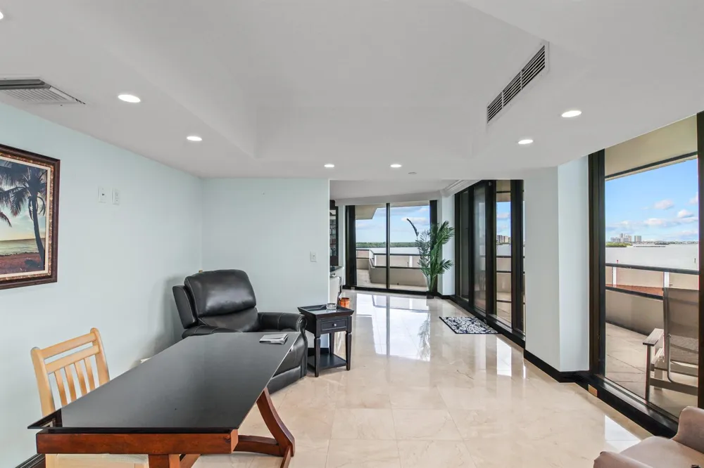 100 Lakeshore Drive #458 North Palm Beach, FL 33408