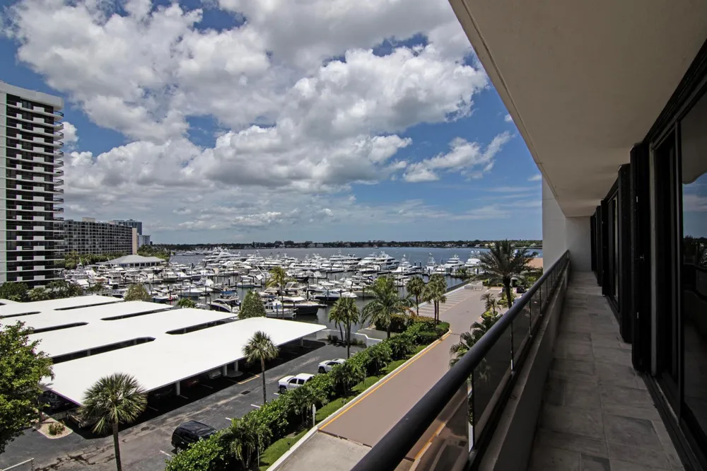 100 Lakeshore Drive #458 North Palm Beach, FL 33408