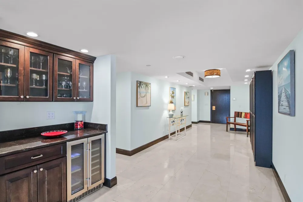 100 Lakeshore Drive #458 North Palm Beach, FL 33408