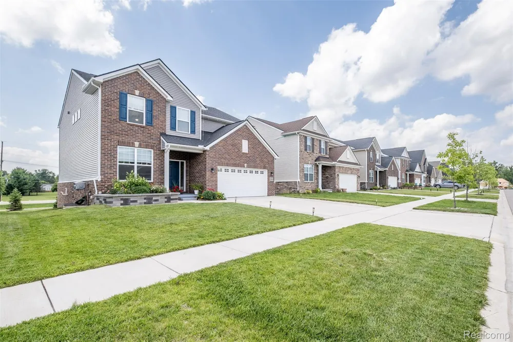 20809 Gidran Drive Lyon Charter Township, MI 48178