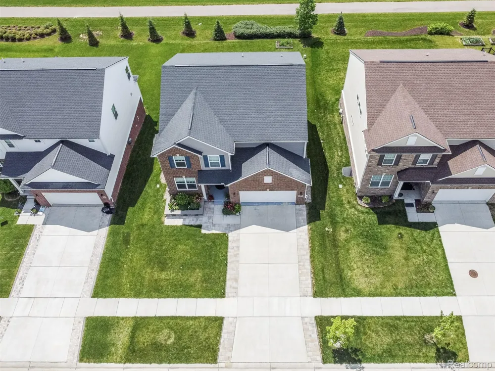 20809 Gidran Drive Lyon Charter Township, MI 48178