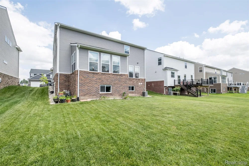 20809 Gidran Drive Lyon Charter Township, MI 48178