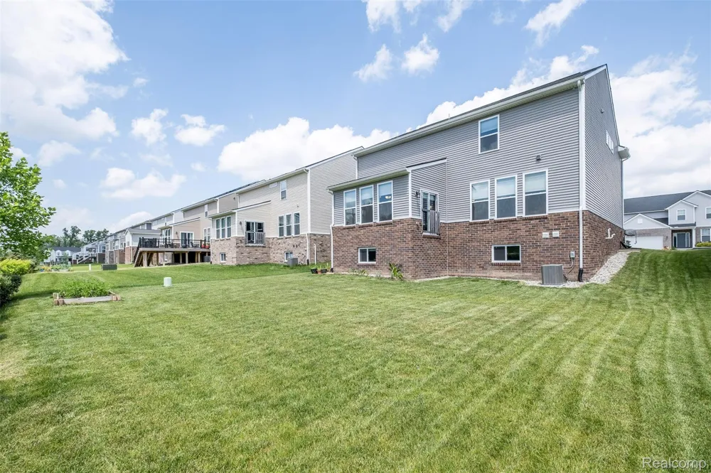 20809 Gidran Drive Lyon Charter Township, MI 48178