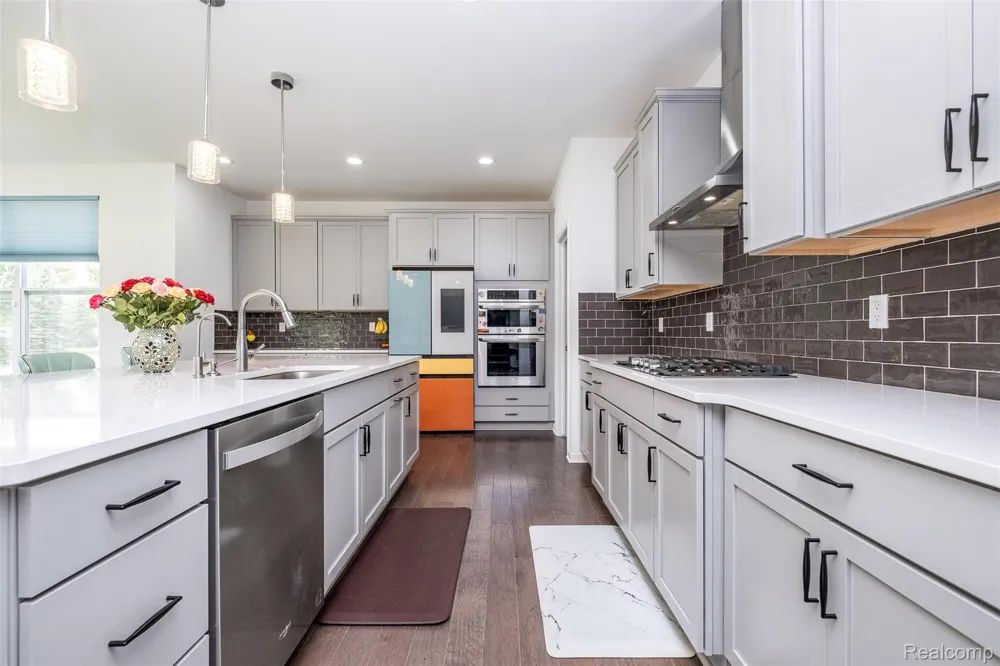 20809 Gidran Drive Lyon Charter Township, MI 48178