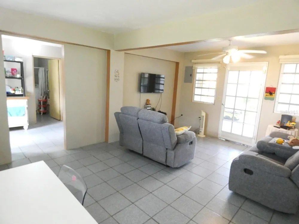 37 CALLE CORAL Vieques, PR 00765