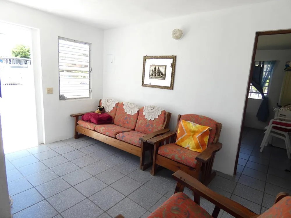 37 CALLE CORAL Vieques, PR 00765