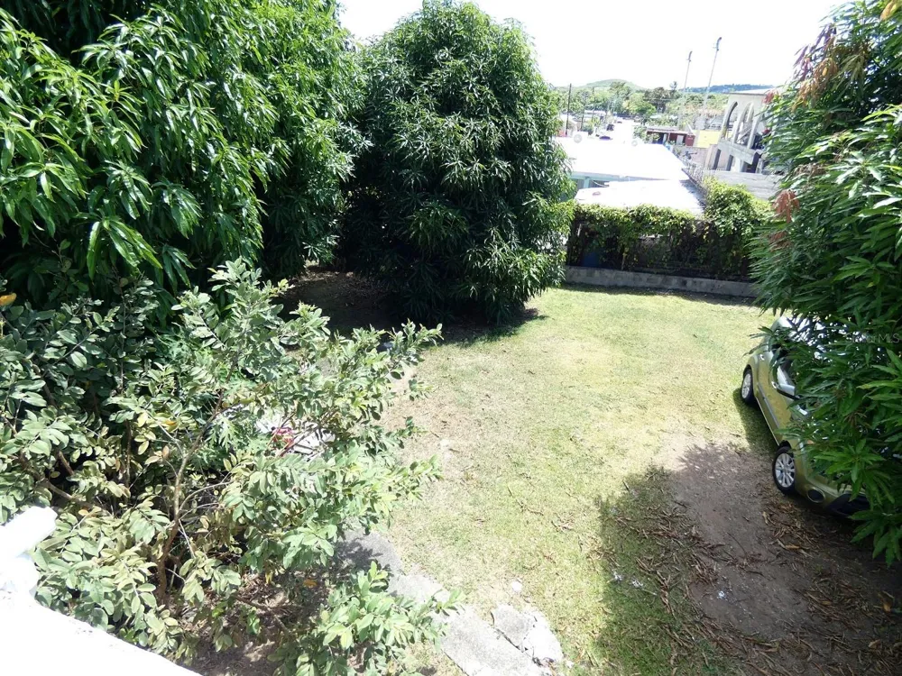 37 CALLE CORAL Vieques, PR 00765