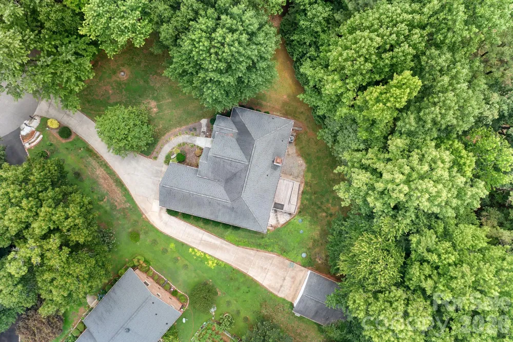 135 Pinecroft Court Troutman, NC 28166