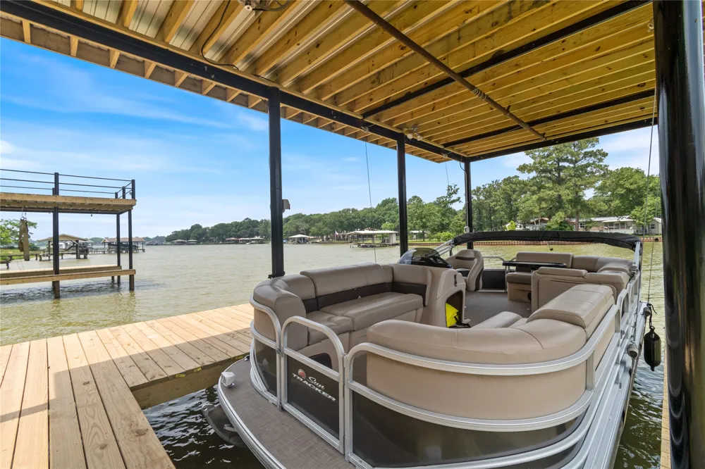 225 Ben Lacy Drive Gun Barrel City, TX 75156