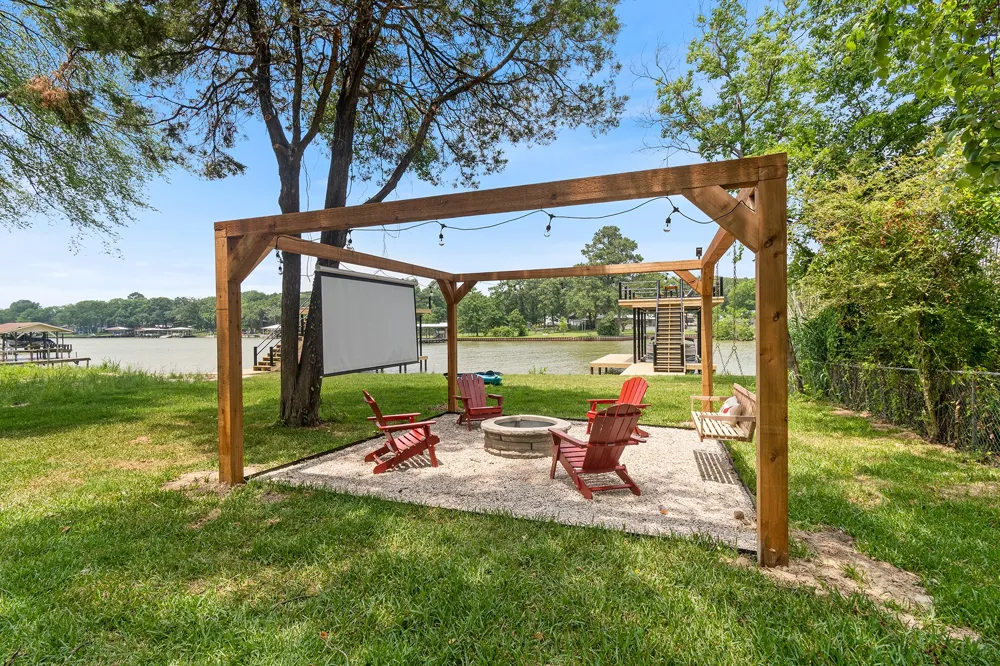225 Ben Lacy Drive Gun Barrel City, TX 75156