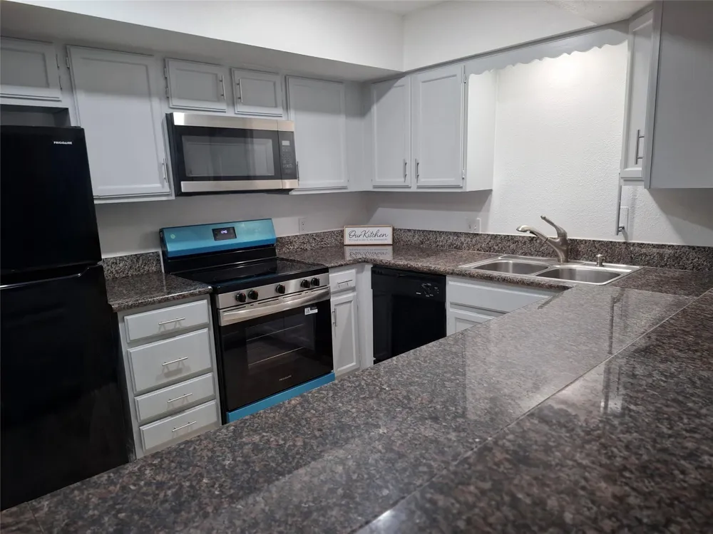 2917 Nottingham Lane Missouri City, TX 77459