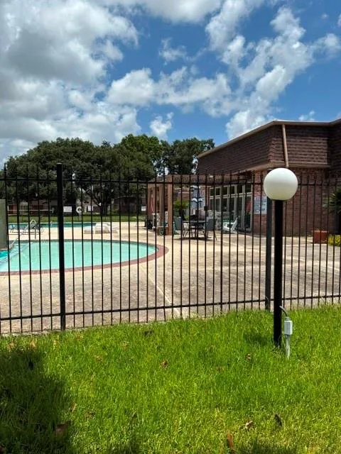 2917 Nottingham Lane Missouri City, TX 77459