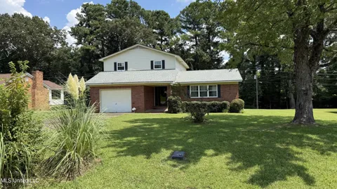 595 Swaney Drive