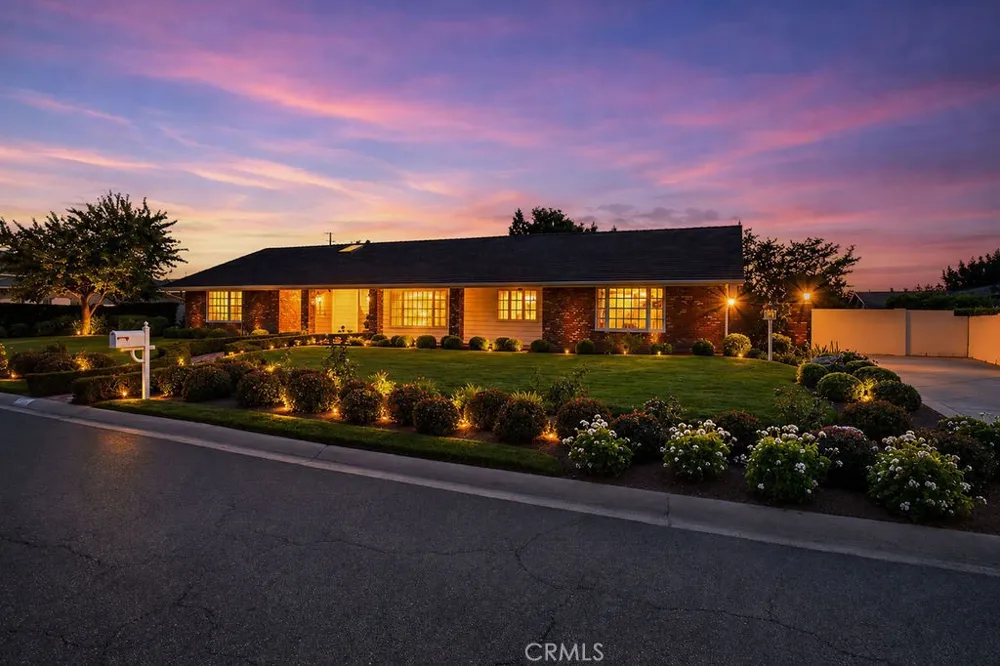 10131 Verde Lomas Villa Park, CA 92861