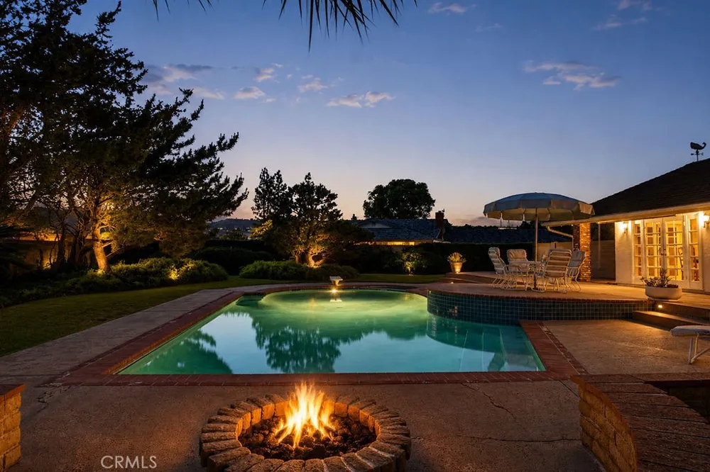 10131 Verde Lomas Villa Park, CA 92861