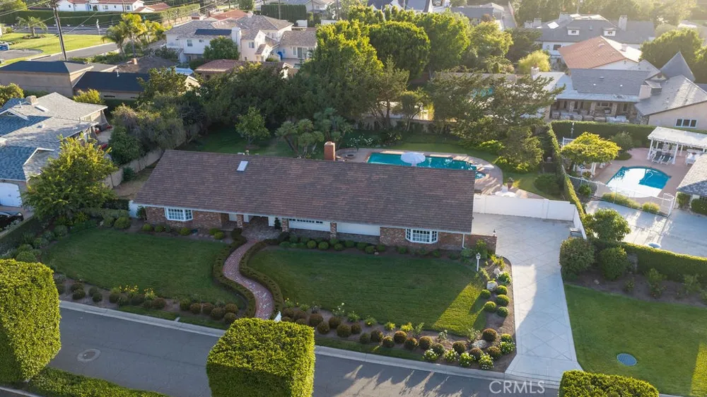 10131 Verde Lomas Villa Park, CA 92861
