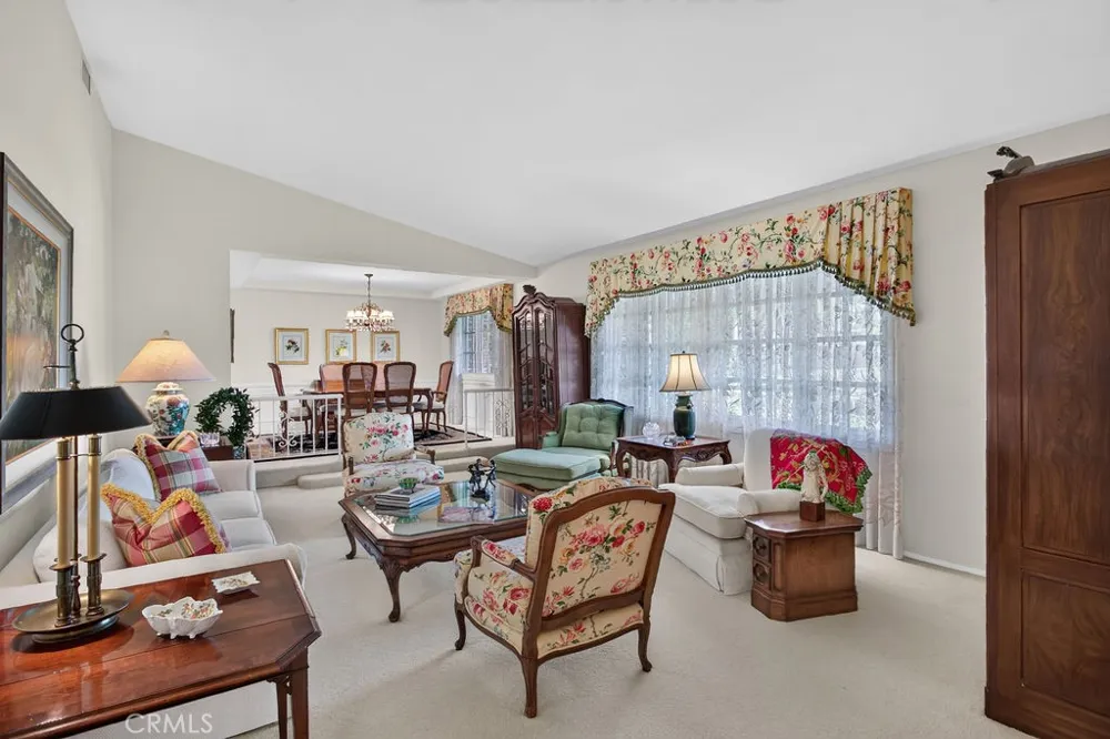 10131 Verde Lomas Villa Park, CA 92861