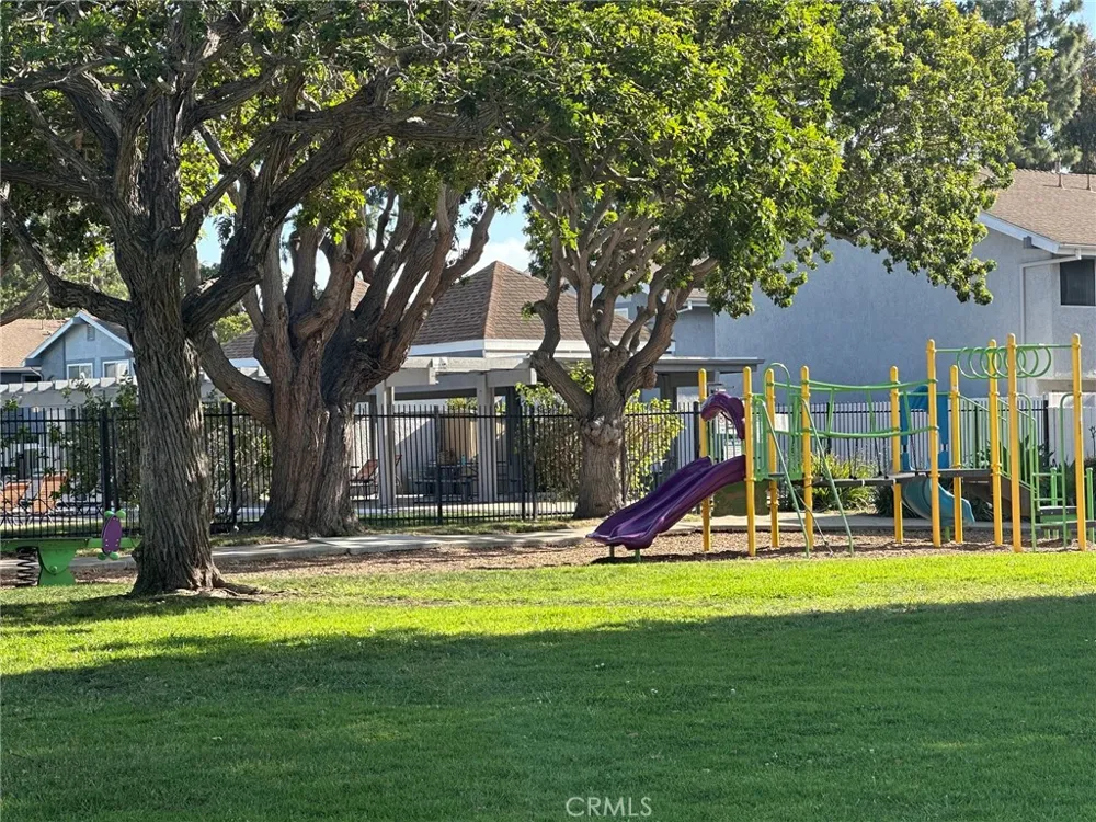9704 Bickley Huntington Beach, CA 92646