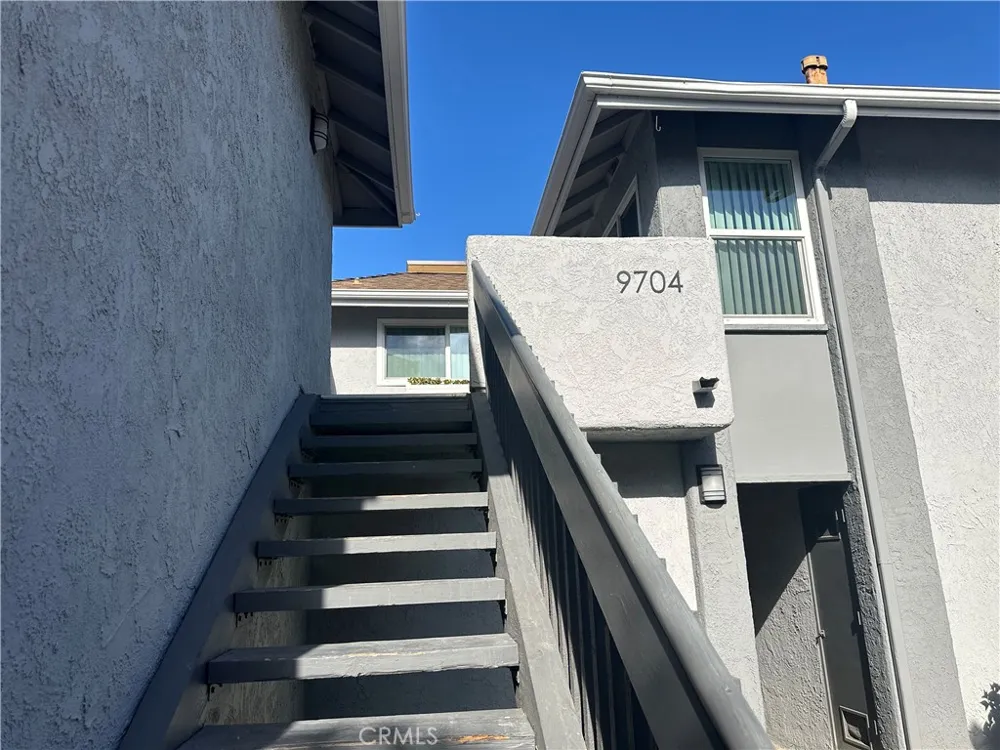 9704 Bickley Huntington Beach, CA 92646