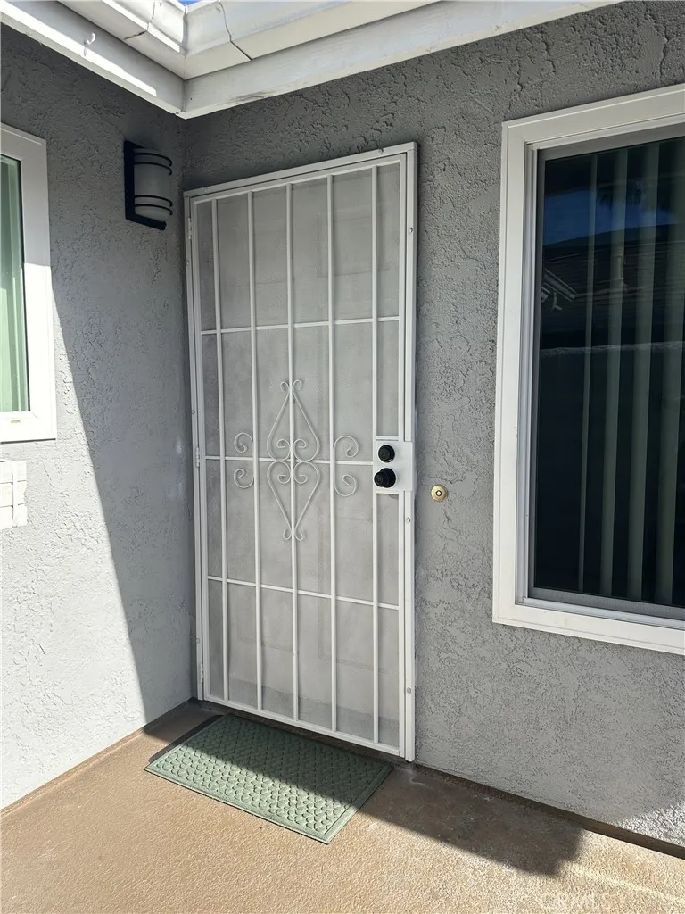 9704 Bickley Huntington Beach, CA 92646
