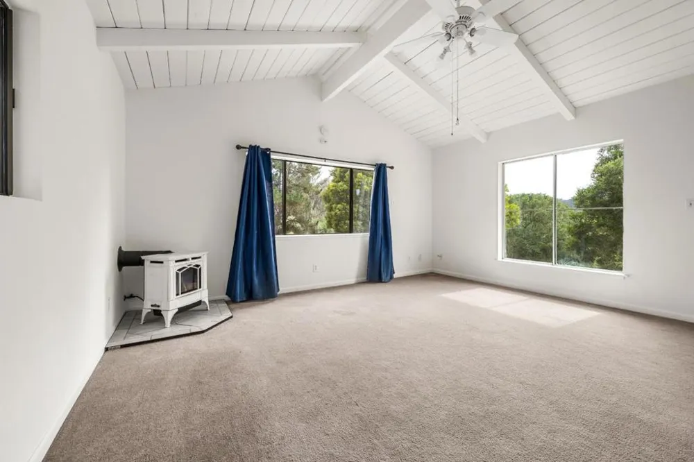 1100 Spring Hills Drive Watsonville, CA 95076