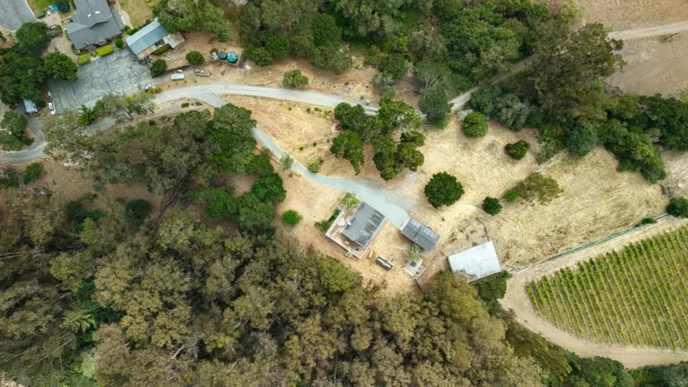 1100 Spring Hills Drive Watsonville, CA 95076